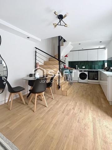 Duplex au calme sur cour au coeur d'une rue piétonne prisée du Bas de Montreuil