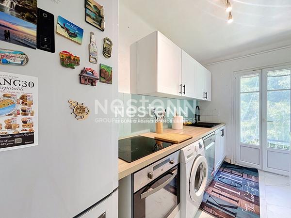 Appartement Grasse 3 pièce(s) 57 m2, Vue Mer, Dernier étage avec ascenseur, refait à neuf
