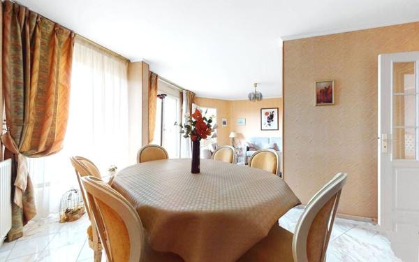 Appartement à vendre    3 pièces • 88,04 m2 Le Pré-Saint-Gervais