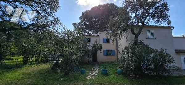 Charmante villa à 300 mètres de la plage à Porto-Vecchio