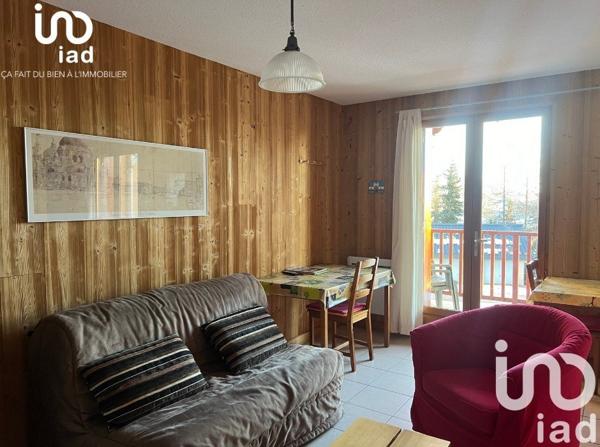 Appartement 3 pièces de 45 m² à Saint-Michel-de-Chaillol (05260)