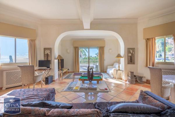 Vente appartement Vallauris (06220) 8 pièces 330m²