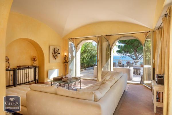 Vente appartement Vallauris (06220) 8 pièces 330m²