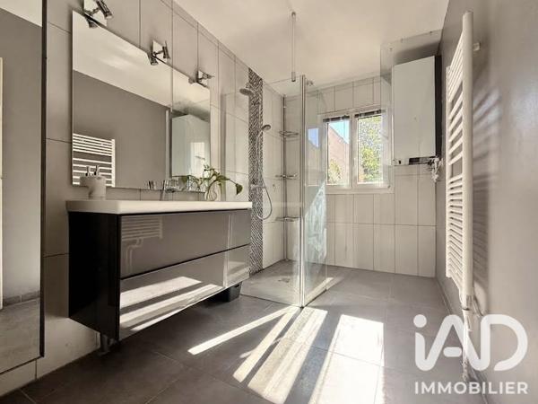 Maison à vendre 6 pièces 125 m² Saulx-les-Chartreux
