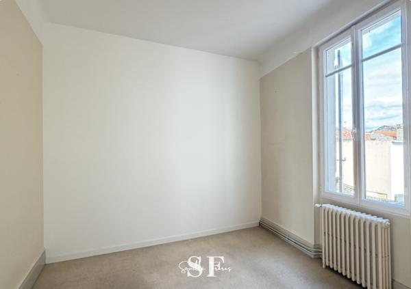 Maison 6 pièce(s) 4 chambre(s) 145 m²