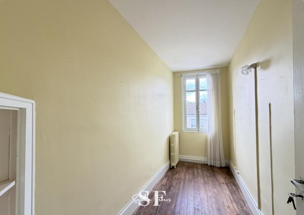 Maison 6 pièce(s) 4 chambre(s) 145 m²