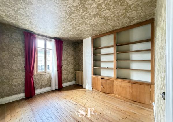 Maison 6 pièce(s) 4 chambre(s) 145 m²
