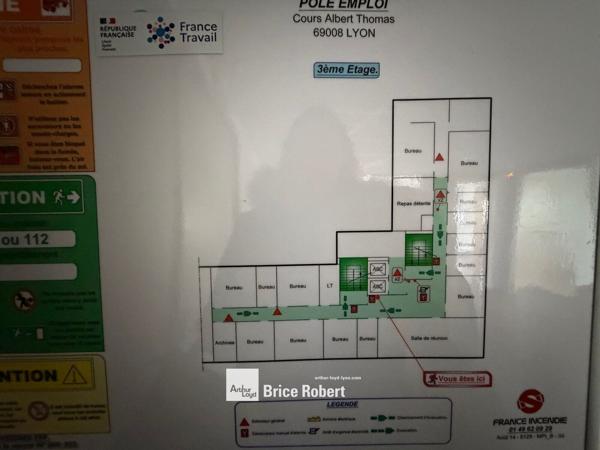 Bureaux à louer avec parkings en sous sol à Lyon bureaux lumineux