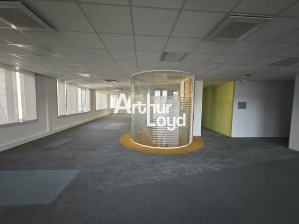 BUREAUX DE 182 M² EN OPEN SPACE A LOUER SUR NICE OUEST A PARTIR DE 74 M²