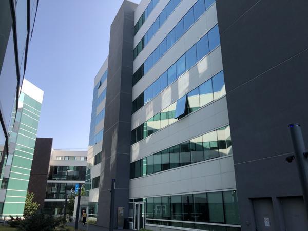 171,17 m2 de bureaux à louer entre les deux gares d'Orléans et de Fleury les Aubrais. Bon standing !