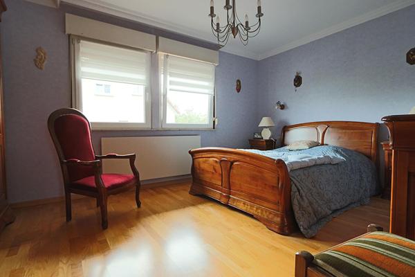 Maison d' environ 120m2 de 1975 sur un terrain de 700m2 Phalsbourg