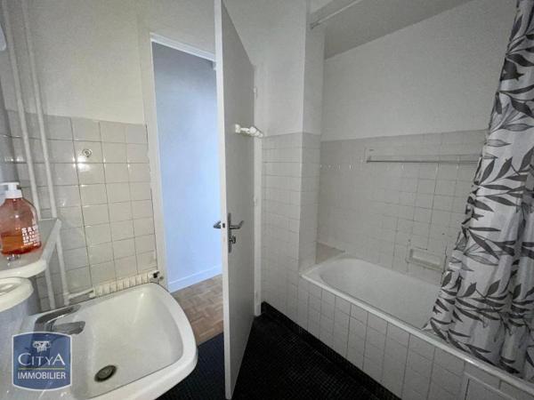 Appartement à louer 2 pièces 54.02m²