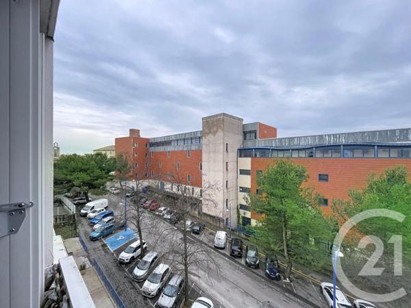 Appartement F4 à vendre  4 pièces - 74,32 m2 BAGNOLS SUR CEZE - 30