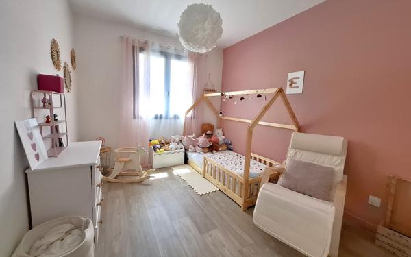 Maison à vendre    4 pièces •  Médis