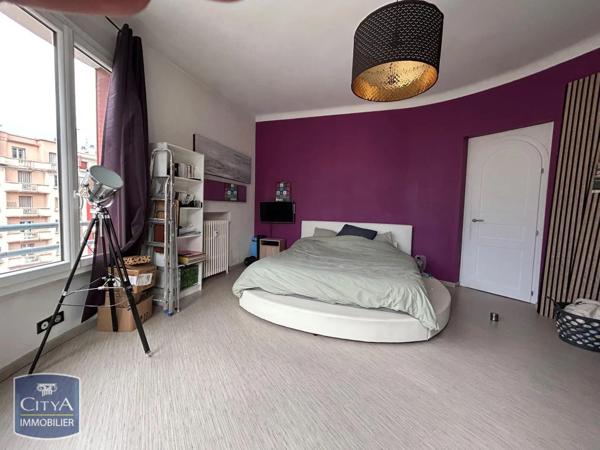 Appartement à louer 2 pièces 72.05m²