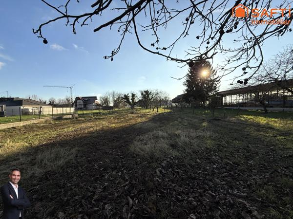 Superbe terrain constructible de 10,75 ares, libre de constructeur et hors lotissement !