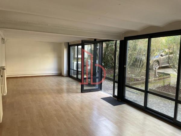 Bureau de 130 m² à louer à Bordeaux Boulevards