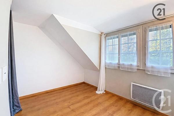 Maison à vendre  6 pièces - 117 m2 SAVIGNY LE TEMPLE - 77