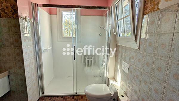Maison
         6 pièces
        - 144 m² Exclusivité 160 000 € *