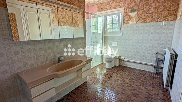 Maison
         6 pièces
        - 144 m² Exclusivité 160 000 € *