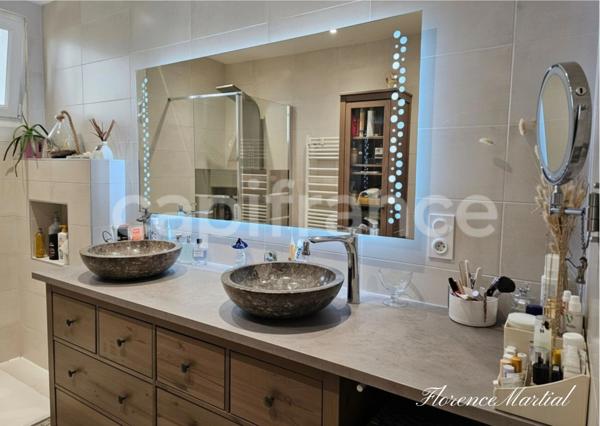 Maison familiale 177 m² – 4 chambres, terrasse, piscine chauffée, terrain clos - NUITS SAINT GEORGES (21)