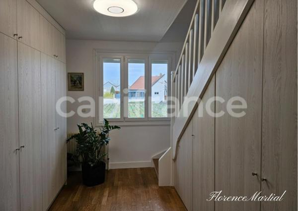 Maison familiale 177 m² – 4 chambres, terrasse, piscine chauffée, terrain clos - NUITS SAINT GEORGES (21)