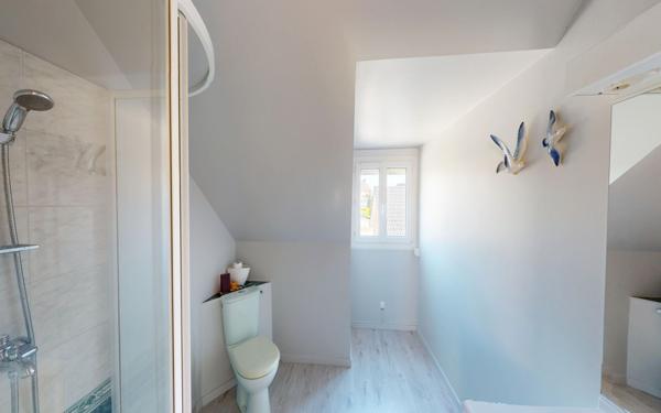 Maison à vendre    5 pièces • 183,19 m2 Saint-Désert