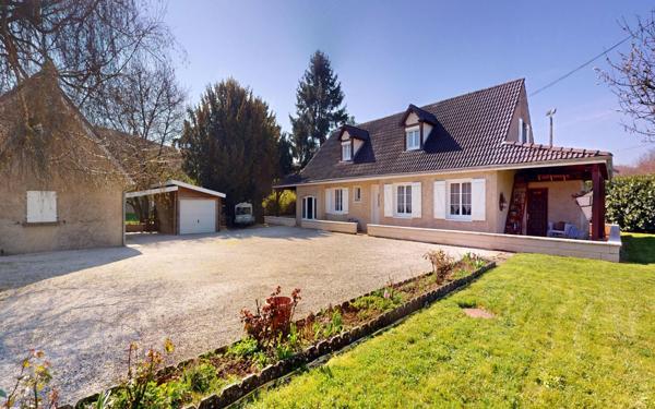 Maison à vendre    5 pièces • 183,19 m2 Saint-Désert