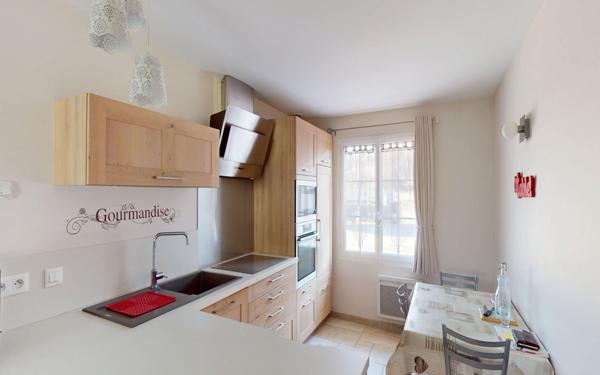 Maison à vendre    5 pièces • 183,19 m2 Saint-Désert