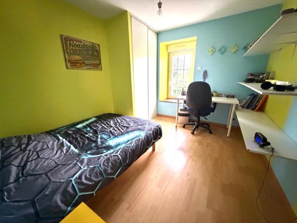 🏡 EXCLUSIVITÉ – MAISON RÉNOVÉE AVEC DÉPENDANCES, GARAGE ET JARDIN CLOS – LOZON (50)