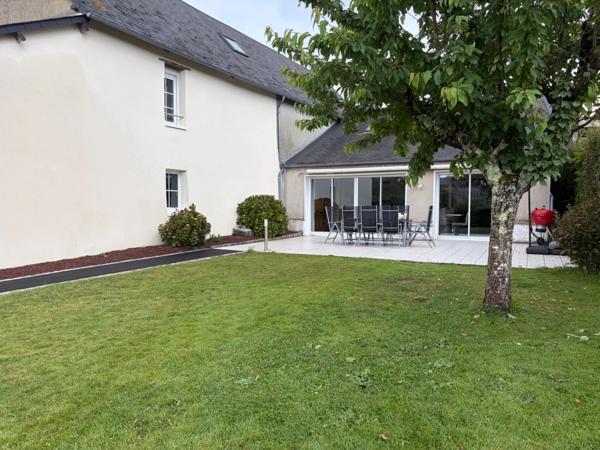 🏡 EXCLUSIVITÉ – MAISON RÉNOVÉE AVEC DÉPENDANCES, GARAGE ET JARDIN CLOS – LOZON (50)