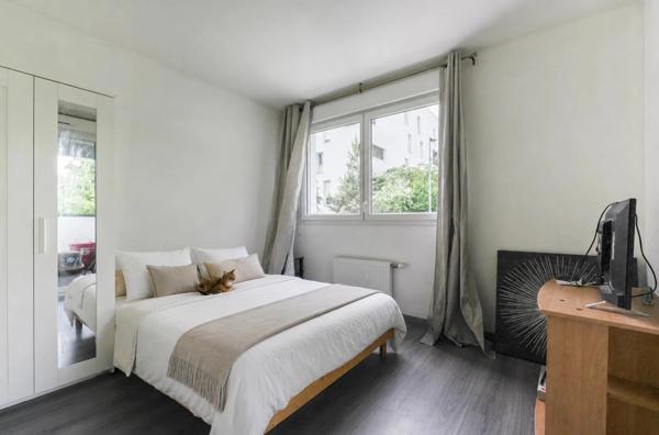 Appartement à vendre 2 pièces VENISSIEUX (69)