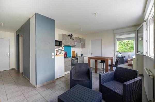 Appartement à vendre 2 pièces VENISSIEUX (69)