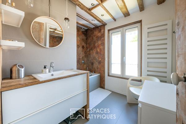 La maison de caractère rénovée avec jardin à proximité du centre-ville