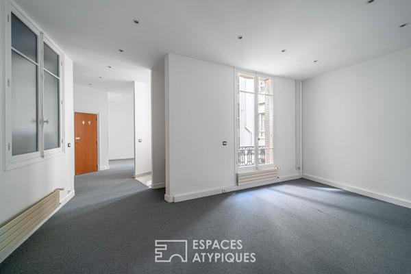 Quartier Bon Marché – Haussmannien avec balcon filant