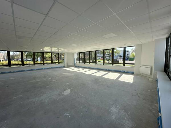 BUREAUX à LOUER de 154 m²