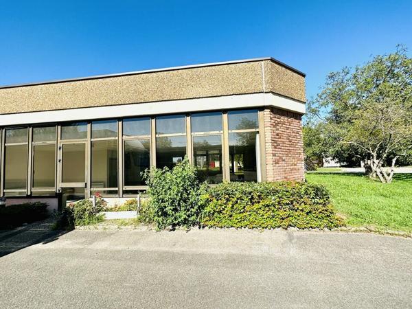 BUREAUX à LOUER de 154 m²