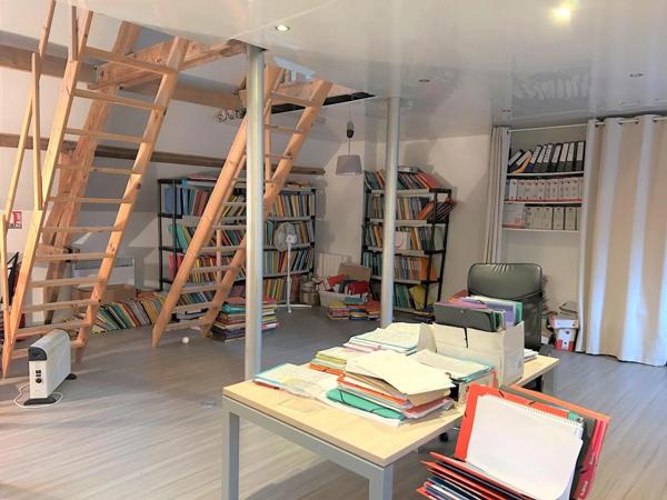 Local commercial à vendre 240m²