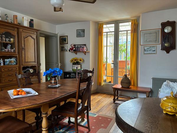 Special Investisseurs - Immeuble a renover en plein coeur de Verdun