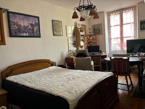 Special Investisseurs - Immeuble a renover en plein coeur de Verdun