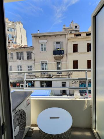 A vendre Studio à Marseille 13006 - Parking - LODI / CASTELLANE