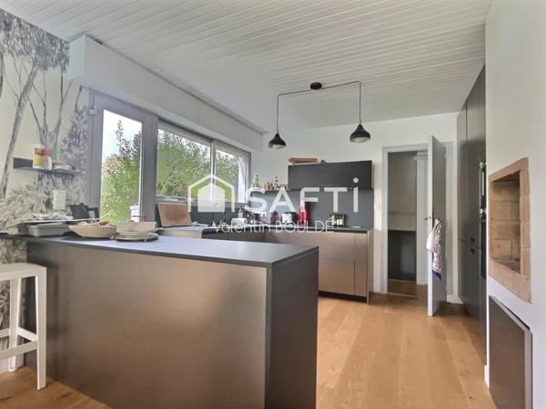 Maison rénovée - Merignac Centre