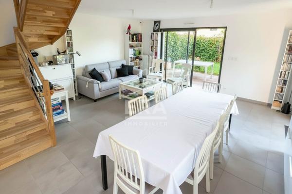 APPARTEMENT - 3 CHAMBRES 