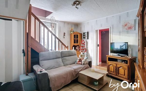 Maison à vendre    4 pièces •  Commentry