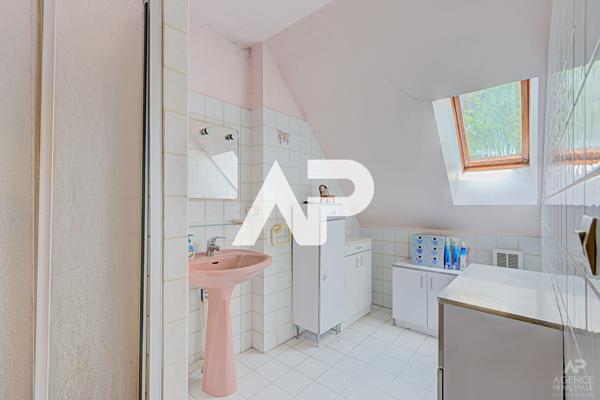 Maison Rueil Malmaison 7 pièce(s) 169 m2 1 050 000 € **  - Référence  20134