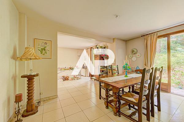 Maison Rueil Malmaison 7 pièce(s) 169 m2 1 050 000 € **  - Référence  20134