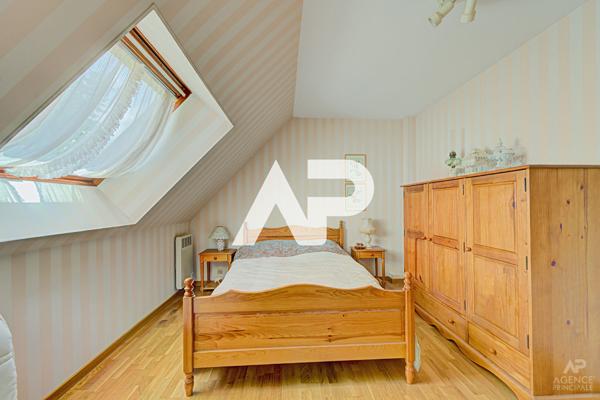 Maison Rueil Malmaison 7 pièce(s) 169 m2 1 050 000 € **  - Référence  20134