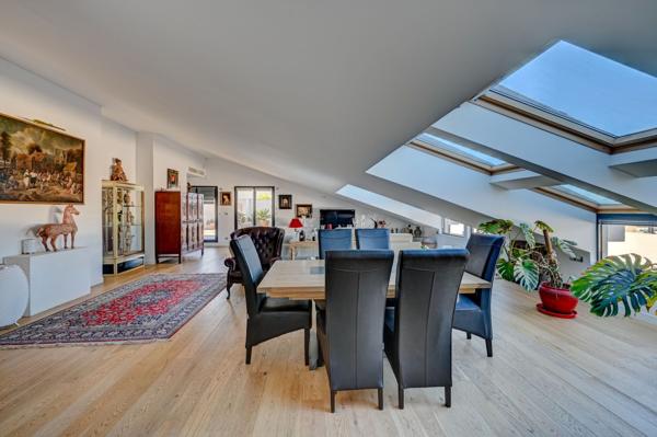 Vente Penthouse Marseille 8 4 Pièces 202 m²