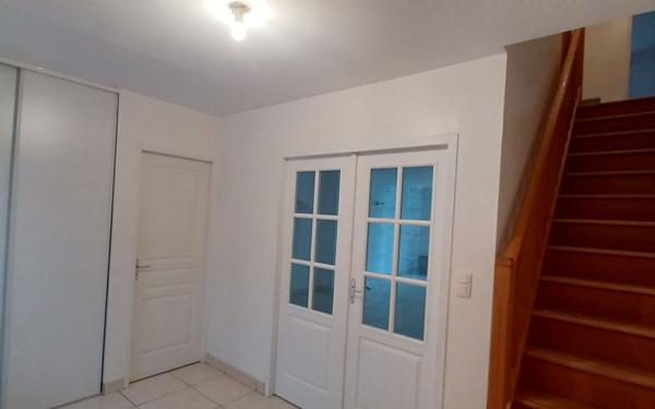 Maison à vendre    6 pièces • 145 m2 Rochefort