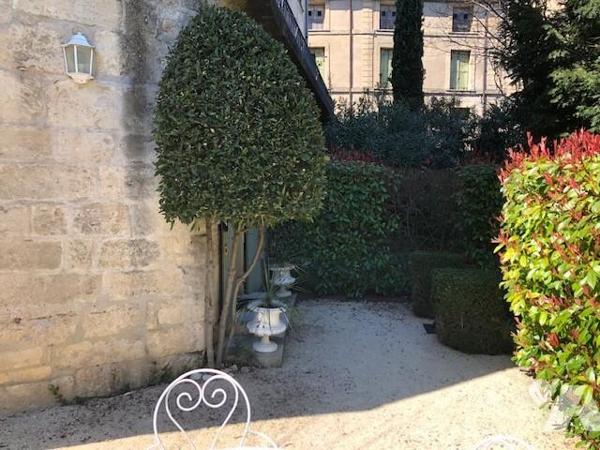 Appartement avec patio et jardinet au coeur d'Uzès
